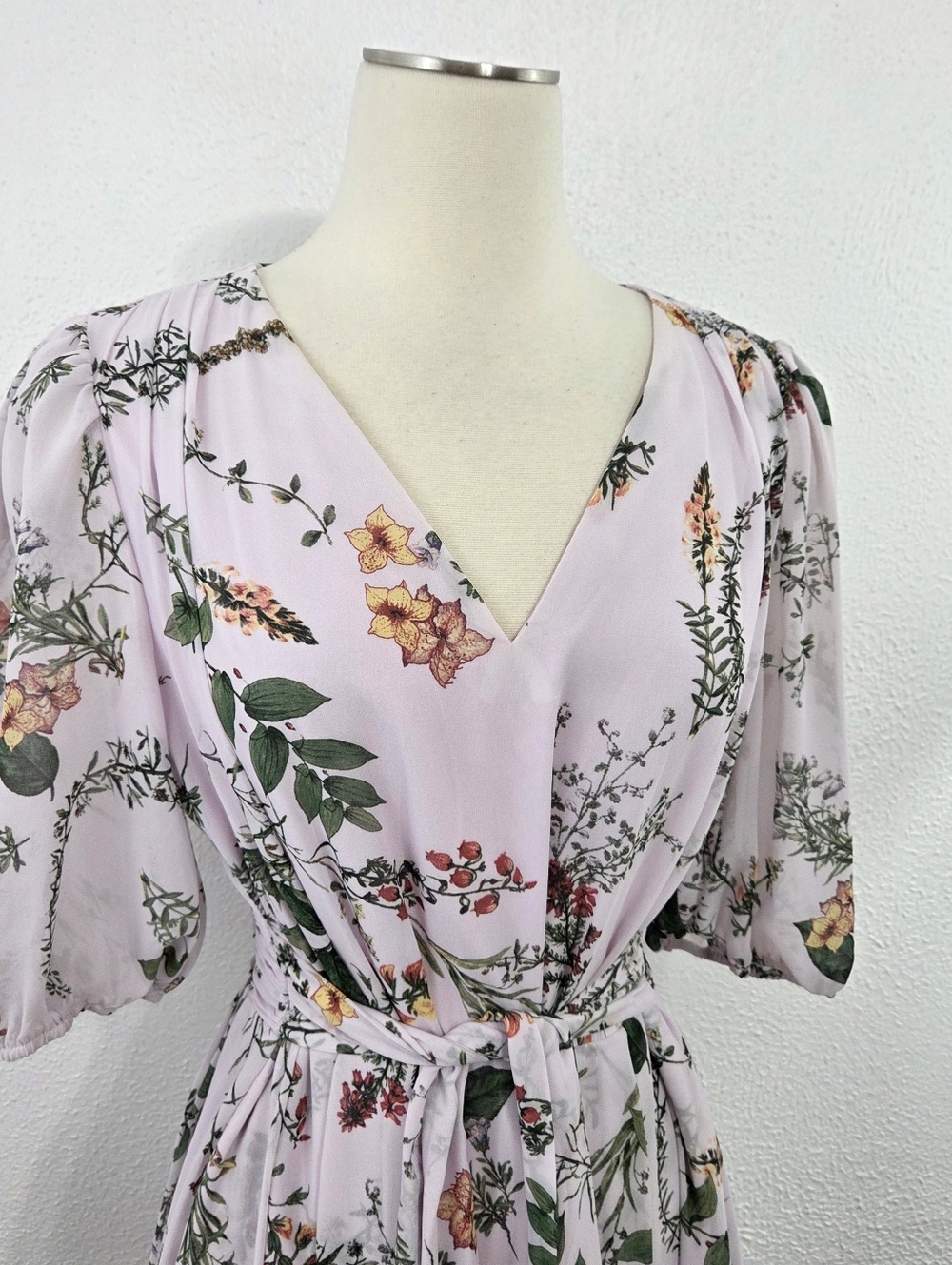 Gal Meets Glam Phoebe Floral Puff Sleeve Chiffon Maxi Dress pastel purple size 8 - Picture 5 of 9